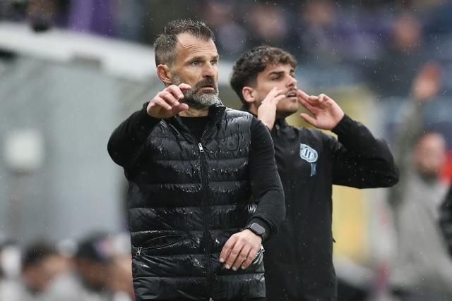 Club Brugge's head coach Ivan Leko gestures during the Belgian Pro League Championship Play-off football match between RSC Anderlecht and Club Brugge at Lotto Park in Brussels on May 3, 2026. (Photo by BRUNO FAHY / Belga / AFP) / Belgium OUT