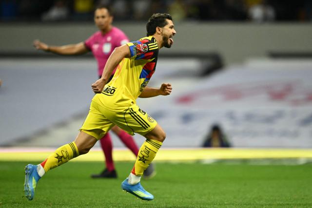 America's forward #09 Henry Martin celebrates after scoring a penalty during the Mexican League Clausura Tournament quarterfinal first leg football match between America and Pumas, at the Azteca stadium in Mexico City on May 3, 2026. (Photo by CARL DE SOUZA / AFP)