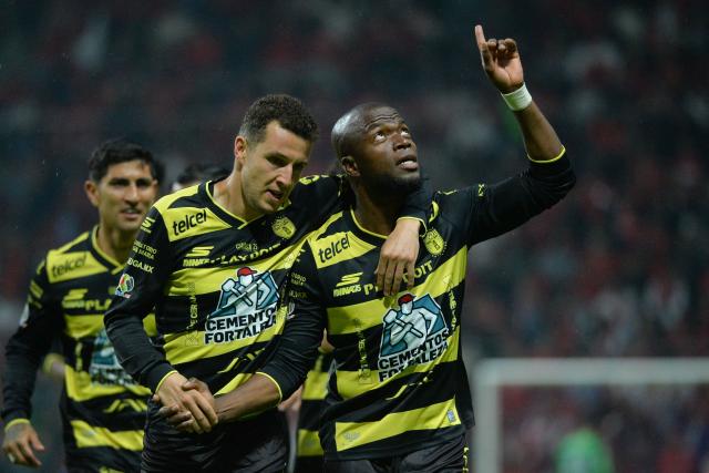 Pachuca's Ecuadorian forward #10 Enner Valencia celebrates scoring his team's first goal during the Mexican League Clausura Tournament quarterfinal first leg football match between Toluca and Pachuca at the Nemesio Diaz stadium in Toluca, Mexico, on May 3, 2026. (Photo by Mario Vazquez / AFP)