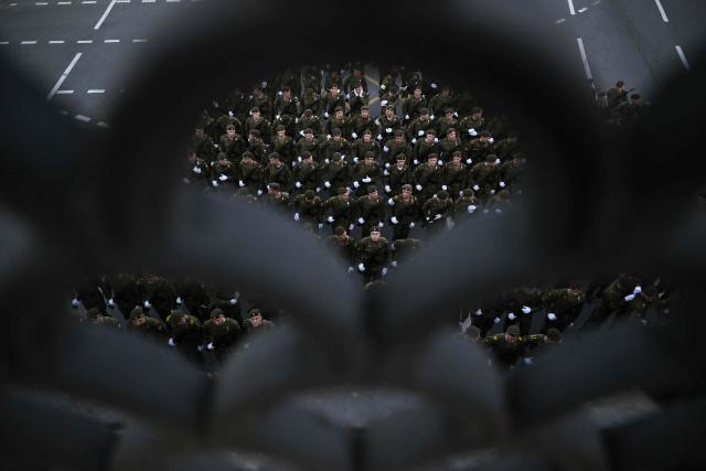 Russian servicemen attend the rehearsal of the Victory Day military parade, to be held at Red Square, in central Moscow on May 4, 2026. Russia declared on May 4 a unilateral ceasefire with Ukraine between May 8-9, when Moscow marks its annual World War II Victory Day commemorations, and threatened a "massive missile strike" on Kyiv if Ukraine violated it. (Photo by Igor IVANKO / AFP)