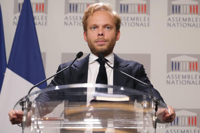 UDR's MP Charles Alloncle, rapporteur of a Public broadcasting inquiry commission (Commission d'Enquete sur l'Audiovisuel Public) addresses a press conference following the publication of the report of inquiry into the neutrality, operation and funding of public broadcasting, at the National Assembly in Paris on May 5, 2026. (Photo by Thomas SAMSON / AFP)