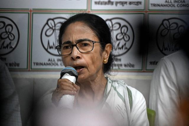 Chief Minister of West Bengal and Chairperson of All India Trinamool Congress Mamata Banerjee addresses a press conference at her residence office in Kolkata on May 5, 2026 after her party lost the recently concluded state legislative assembly elections. Indian Prime Minister Narendra Modi's Bharatiya Janata Party (BJP) swept polls in the key eastern state of more than 100 million people, winning 206 of the 294 assembly seats, according to results announced April 4, for its first-ever victory in West Bengal. (Photo by Dibyangshu SARKAR / AFP)