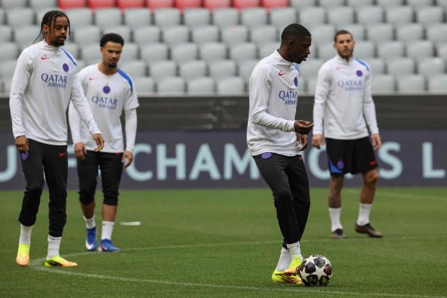 Paris Saint-Germain players including French forward #10 Ousmane Dembele (2nd R) take part in a training session at the Allianz Arena in Munich, southern Germany on May 5, 2026, the eve of the UEFA Champions League second-leg, semi-final football match against FC Bayern Munich. (Photo by Alexandra BEIER / AFP)
