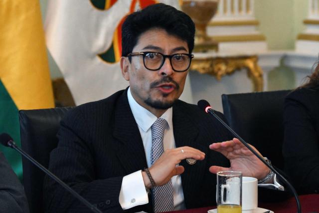 Bolivia’s Foreign Minister Fernando Aramayo speaks during a meeting with the international press on May 6, 2026, in La Paz. On the occasion, Aramayo stated that the country is seeking to reach a technological cooperation agreement with the United States to boost the development of its lithium industry. (Photo by Aizar RALDES / AFP)