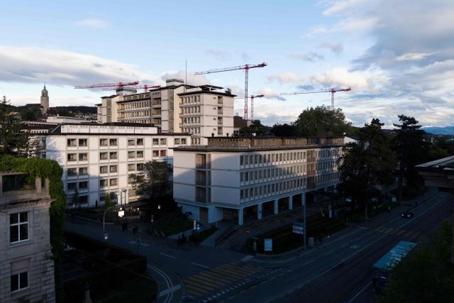 This aerial photograph shows a view of the University Hospital Zurich (USZ) where a former passenger of a cruise ship stricken by a deadly hantavirus outbreak is being treated, in Zurich on May 6, 2026. The Dutch-flagged cruise ship MV Hondius has been at the centre of an international health scare since last weekend, when the UN's health agency was informed that three passengers had died and the suspected cause was hantavirus. The rare disease is usually spread from infected rodents, typically through urine, droppings and saliva. (Photo by ENNIO LEANZA / AFP)