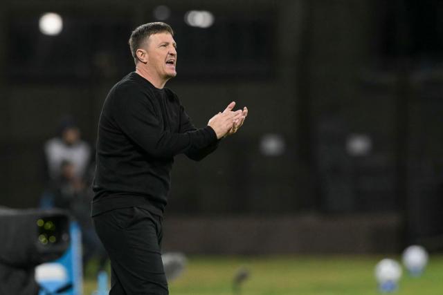 Platense's head coach Walter Zunino gestures during the Copa Libertadores group stage football match between Argentina's Platense and Uruguay's Penarol at the Ciudad de Vicente Lopez stadium in Vicente Lopez, Buenos Aires province, Argentina on May 7, 2026. (Photo by JUAN MABROMATA / AFP)
