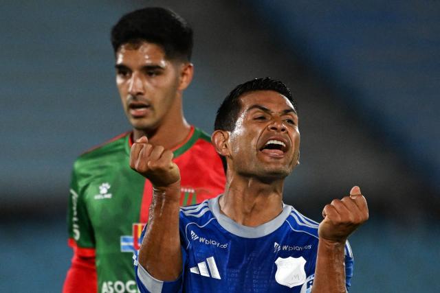 Millonarios' midfielder #14 David Silva reacts after missing a scoring opportunity during the Copa Sudamericana group stage football match between Uruguay's Boston River and Colombia's Millonarios at the Centenario stadium in Montevideo on May 7, 2026. (Photo by Eitan ABRAMOVICH / AFP)