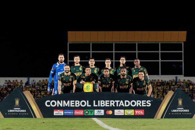 Mirassol players pose for a picture before the start of the Copa Libertadores group stage football match between Brazil's Mirassol and Ecuador's Liga de Quito at the Jose Maria de Campos Maia stadium in Mirassol, state of Sao Paulo, Brazil on May 7, 2026. (Photo by Rapha MARQUES / AFP)