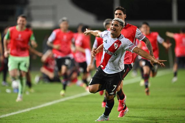 River Plate's forward #07 Maximiliano Salas celebrates scoring his team's second goal during the Copa Sudamericana group stage football match between Venezuela's Carabobo FC and Argentina's River Plate at the Misael Delgado stadium in Valencia, Carabobo state, Venezuela on May 7, 2026. (Photo by Federico PARRA / AFP)