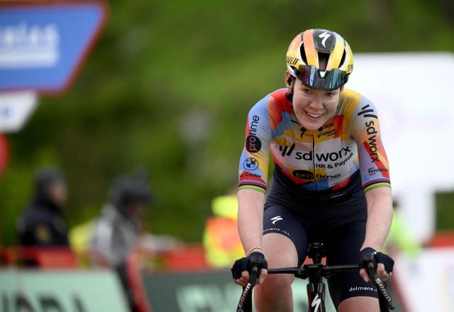 Team SD Worx - Protime's Dutch rider Anna van der Breggen finishes first the 6th stage of the 2026 La Vuelta Femenina cycling tour of Spain, a 106.5 km race between Gijon and Les Praeres, on May 8, 2026. (Photo by Miguel RIOPA / AFP)