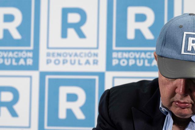 Peru's presidential candidate Rafael Lopez Aliaga of the Renovacion Popular party gives a press conference for the Peruvian Foreign Press Association at his campaign headquarters in Lima on May 8, 2026. (Photo by ERNESTO BENAVIDES / AFP)