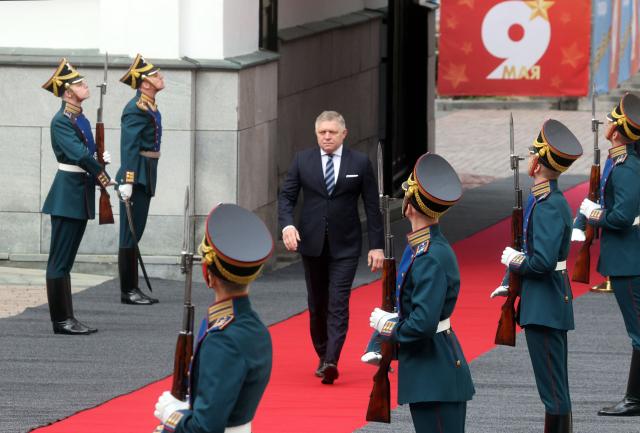 In this pool photograph distributed by the Russian state agency Sputnik, Slovak Prime Minister Robert Fico arrives at the Kremlin ahead of a meeting with Russian President in Moscow on May 9, 2026, the Victory Day. Russia celebrates the 81st anniversary of the Soviet Union's victory over Nazi Germany in World War Two (WWII). (Photo by Sergei KARPUKHIN / POOL / AFP)