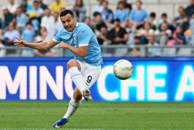 Lazio's Spanish Forward #09 Pedro kicks the ball during the Italian Serie A football match between Lazio and InterMilan at Olympic stadium in Rome on May 9, 2026. (Photo by Alberto PIZZOLI / AFP)