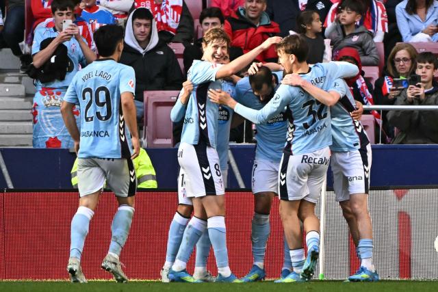 Celta Vigo's Spanish forward #07 Borja Iglesias (C) celebrates scoring his team's first goal during the Spanish league football match between Club Atletico de Madrid and RC Celta de Vigo at the Metropolitano Stadium in Madrid on May 9, 2026. (Photo by Javier SORIANO / AFP)