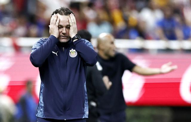 Guadalajara's Argentine head coach Gabriel Milito gestures during the Liga MX Clausura quarter-finals second leg football match between Guadalajara and Tigres at Akron Stadium in Guadalajara, Jalisco state, Mexico on May 9, 2026. (Photo by Ulises Ruiz / AFP)