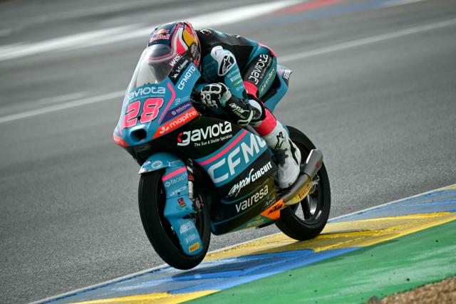 CF Moto Valresa Aspar Team's Spanish rider Maximo Quiles leads the Moto3 race as part of the Moto GP Grand Prix of France weekend at Le Mans, northwestern France, on May 10, 2026. (Photo by Loic VENANCE / AFP)