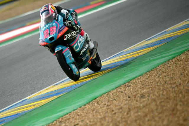 CF Moto Valresa Aspar Team's Spanish rider Maximo Quiles leads the Moto3 race as part of the Moto GP Grand Prix of France weekend at Le Mans, northwestern France, on May 10, 2026. (Photo by Loic VENANCE / AFP)