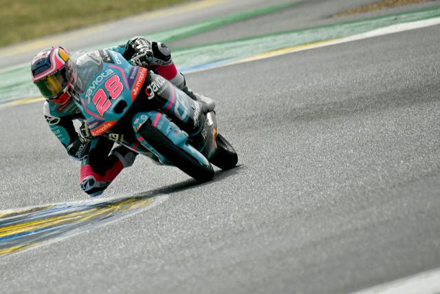 CF Moto Valresa Aspar Team's Spanish rider Maximo Quiles leads the Moto3 race as part of the Moto GP Grand Prix of France weekend at Le Mans, northwestern France, on May 10, 2026. (Photo by Loic VENANCE / AFP)