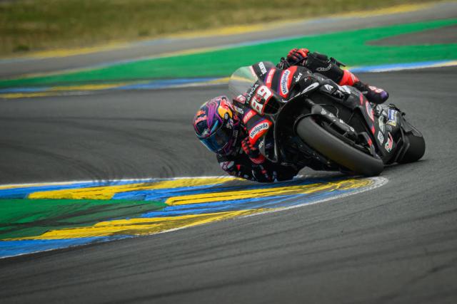 Aprilia Racing's Spanish rider Jorge Martin corners during the Moto GP Grand Prix of France at Le Mans, northwestern France, on May 10, 2026. (Photo by Loic VENANCE / AFP)