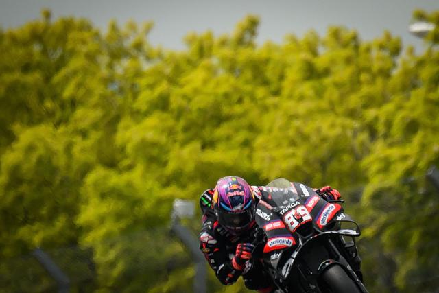 Aprilia Racing's Spanish rider Jorge Martin competes during the Moto GP Grand Prix of France at Le Mans, northwestern France, on May 10, 2026. (Photo by Loic VENANCE / AFP)