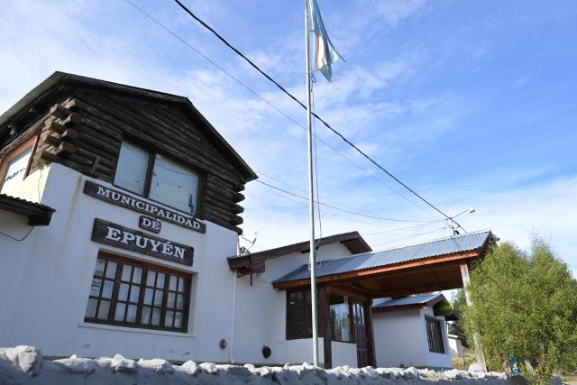 View of the minucipal building of Epuyen, in Chubut province, Argentina, on May 9, 2026, where a hantavirus outbreak that killed 11 people took place in 2018-2019. (Photo by JUAN MABROMATA / AFP)