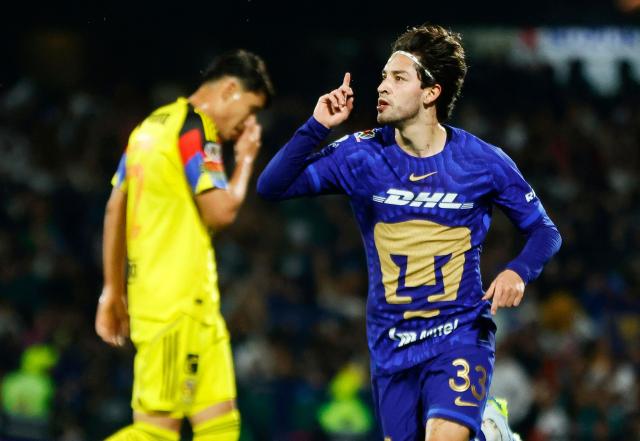 Pumas' midfielder #33 Jordan Carrillo celebrates after scoring his team's third goal during the Liga MX Clausura quarter-final second leg football match between Pumas and America at Olimpico Universitario stadium in Mexico City on May 10, 2026. (Photo by Rodrigo Oropeza / AFP)