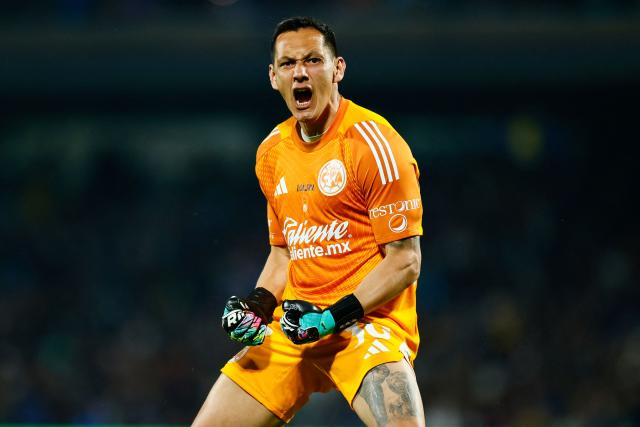 America's goalkeeper #30 Rodolfo Cota celebrates a goal later disallowed for offside after a VAR review during the Liga MX Clausura quarter-final second leg football match between Pumas and America at Olimpico Universitario stadium in Mexico City on May 10, 2026. (Photo by Rodrigo Oropeza / AFP)