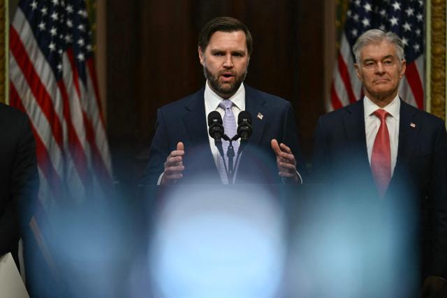(L/R) US Vice President JD Vance speaks alongside Administrator for the Centers for Medicare and Medicaid Services Mehmet Oz during a press conference on anti-fraud initiatives at the Eisenhower Executive Office building on the White House campus in Washington, DC, on May 13, 2026. (Photo by Kent NISHIMURA / AFP)
