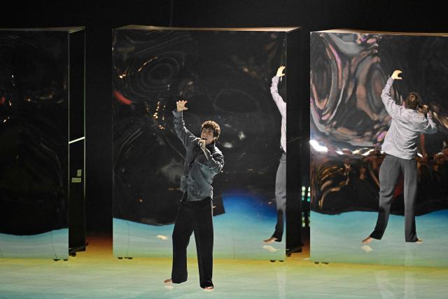Czech singer Daniel Zizka, representing Czech Republic with the song 'Crossroads', performs during a dress rehearsal for the second semi-final of the Eurovision Song Contest 2026 (ESC) at Wiener Stadthalle in Vienna, Austria on May 13, 2026. (Photo by Tobias SCHWARZ / AFP)