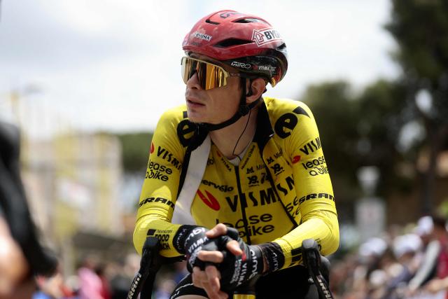 Team Visma Lease a Bike Danish rider Jonas Vingegaard takes the start of the 6th stage of the Giro d'Italia 2026 - Tour of Italy cycling race between Paestum and Napoli, Italy, on May 14, 2026. (Photo by Luca Bettini / AFP)