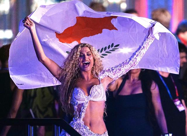 Cypriot singer Antigoni Buxton, aka Antigoni and representing Cyprus with the song 'Jalla', celebrates after having been voted into the final after her performance in the second semi-final of the Eurovision Song Contest 2026 (ESC) at Wiener Stadthalle in Vienna, Austria on May 14, 2026. (Photo by GEORG HOCHMUTH / APA / AFP) / Austria OUT