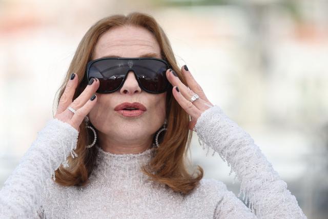 French actress Isabelle Huppert poses during a photocall of the film "Histoires Paralleles" (Parallel Tales) at the 79th edition of the Cannes Film Festival in Cannes, southern France on May 15, 2026. (Photo by Valery HACHE / AFP)