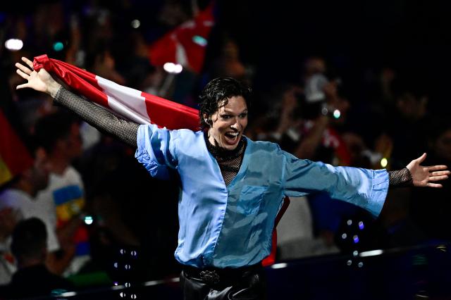 Denmark's Soeren Torpegaard Lund arrives on stage for the dress rehearsal for the grand final of the Eurovision Song Contest 2026 (ESC) at Wiener Stadthalle in Vienna, Austria on May 15, 2026. (Photo by Tobias SCHWARZ / AFP)