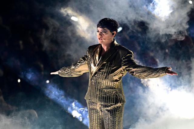 Austrian singer Johannes Pietsch aka JJ, winner of the 2025 Eurovision Song Contest (ESC) performs during the dress rehearsal for the grand final of the Eurovision Song Contest 2026 (ESC) at Wiener Stadthalle in Vienna, Austria on May 15, 2026. (Photo by Tobias SCHWARZ / AFP)
