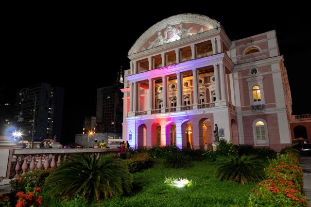 A view of the facade of the Amazonas Theater during the 27th Amazonas Opera Festival (FAO) in Manaus, Amazonas state, Brazil on May 15, 2026. (Photo by MICHAEL DANTAS / AFP)