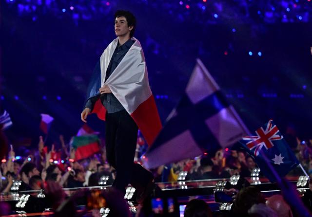 Czech singer Daniel Zizka arrives on stage for the final of the Eurovision Song Contest 2026 (ESC) at Wiener Stadthalle in Vienna, Austria on May 16, 2026. (Photo by Tobias SCHWARZ / AFP)
