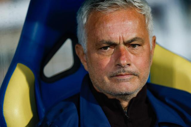SL Benfica's Portuguese head coach Jose Mourinho looks on before the Portuguese League football match between GD Estoril Praia and SL Benfica at the Antonio Coimbra da Mota stadium in Estoril on May 16, 2026. (Photo by FILIPE AMORIM / AFP)