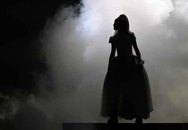 Monroe Vata Rigby, aka Monroe and representing France with the song 'Regarde !', performs during the final of the Eurovision Song Contest 2026 (ESC) at Wiener Stadthalle in Vienna, Austria on May 16, 2026. (Photo by Tobias SCHWARZ / AFP)