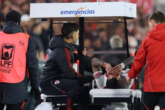 River Plate’s forward #09 Sebastian Driussi leaves the pitch during during the Argentine Professional Football League Apertura tournament semifinal between River Plate and Rosario Central at MAS Monumental Stadium in Buenos Aires on May 16, 2026. (Photo by Alejandro PAGNI / AFP)