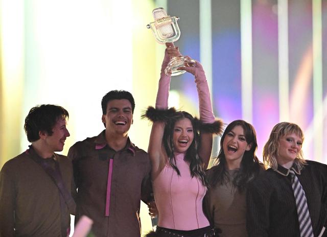 Winner Darina Nikolaeva Yotova, aka Dara and representing Bulgaria with the song 'Bangaranga' celebrates with the trophy after the final of the Eurovision Song Contest 2026 (ESC) at Wiener Stadthalle in Vienna, Austria on May 16, 2026. (Photo by Tobias SCHWARZ / AFP)
