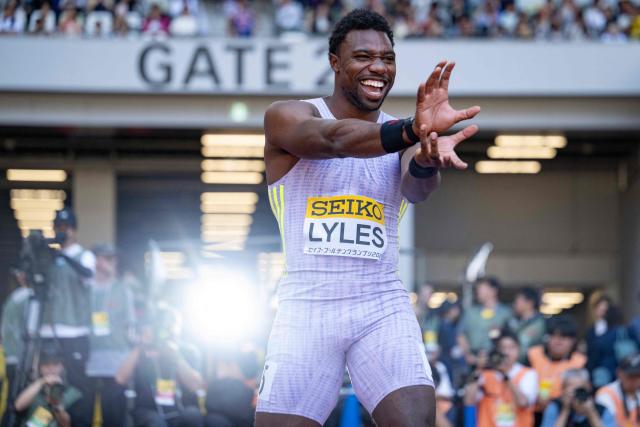 US' Noah Lyles celebrates after winning in the men's 100m final during the Golden Grand Prix athletics at the National Stadium in Tokyo on May 17, 2026. (Photo by Yuichi YAMAZAKI / AFP)