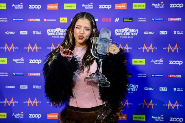 Winner Darina Nikolaeva Yotova, aka Dara and representing Bulgaria with the song 'Bangaranga' poses with the trophy during a photocall after she won the final of the Eurovision Song Contest 2026 (ESC) at Wiener Stadthalle in Vienna, Austria on May 16, 2026. (Photo by Tobias SCHWARZ / AFP)