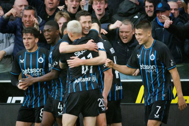 Club's Belgian midfielder Hans Vanaken (C) celebrates after scoring during the Belgian "Pro League" First Division football match between Club Brugge KV and Union Saint-Gilloise (USG - Saint Gilles) at the Jan Breydel Stadium in Bruges on May 17, 2026. (Photo by KURT DESPLENTER / Belga / AFP) / Belgium OUT