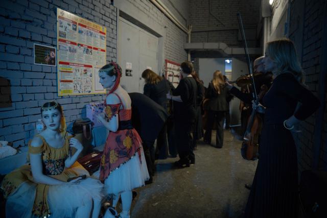 Artists of the Kharkiv Opera and Ballet Theatre prepare for a performance of Notre-Dame de Paris in the theater’s bomb shelter in Kharkiv on May 17, 2026, amid the Russian invasion of Ukraine. (Photo by Ivan SAMOILOV / AFP)
