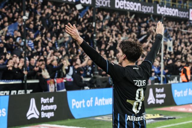 Club's Christos Tzolis celebrates after scoring a goal during the Belgian "Pro League" First Division football match between Club Brugge KV and Union Saint-Gilloise (USG - Saint Gilles) at the Jan Breydel Stadium in Bruges on May 17, 2026. (Photo by BRUNO FAHY / BELGA / AFP) / Belgium OUT