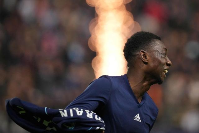 Paris FC's French forward #07 Alimami Gory celebrates after scoring Paris FC's second goal during the French L1 football match between Paris FC and Paris Saint-Germain (PSG) at the Stade Jean-Bouin in Paris on May 17, 2026. (Photo by Dimitar DILKOFF / AFP)