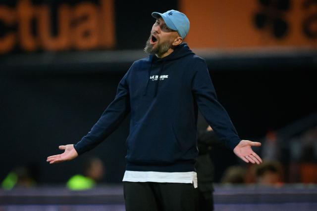 Le Havre's French head coach Didier Digard attends  the French L1 football match between FC Lorient and Le Havre AC at the Stade du Moustoir in Lorient, western France, on May 17, 2026. (Photo by Loic VENANCE / AFP)