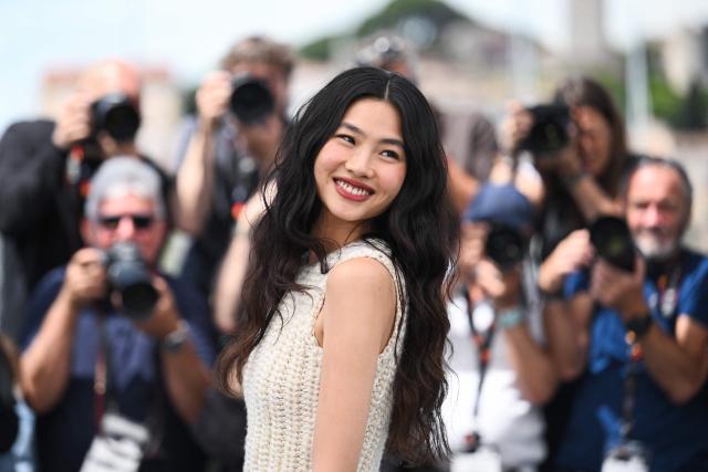 CORRECTION / South Korean actress Ho-yeon Jung poses during a photocall of the film "Hope" at the 79th edition of the Cannes Film Festival in Cannes, southern France on May 18, 2026. (Photo by Olivier CHASSIGNOLE / AFP) / “The erroneous mention[s] appearing in the metadata of this photo by Thibaud MORITZ has been modified in AFP systems in the following manner: [South Korean actress Ho-yeon Jung] instead of [South Korean actor Hoyeon Jung]. Please immediately remove the erroneous mention[s] from all your online services and delete it (them) from your servers. If you have been authorized by AFP to distribute it (them) to third parties, please ensure that the same actions are carried out by them. Failure to promptly comply with these instructions will entail liability on your part for any continued or post notification usage. Therefore we thank you very much for all your attention and prompt action. We are sorry for the inconvenience this notification may cause and remain at your disposal for any further information you may require.”
