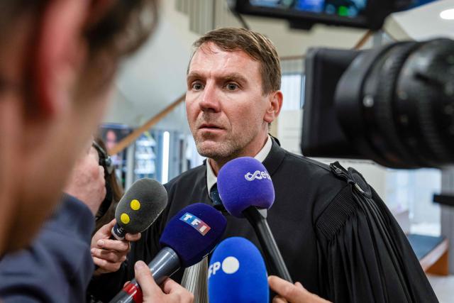 Defense lawyer Arnaud Julien is pictured during a break in the trial of Guillaume B., who is accused of multiple acts of abuse against his partner over seven years, from 2015 to 2020, at the Alpes-de-Haute-Provence court in Digne-les-Bains, southeastern France, on May 18, 2026. The trial of Guillaume B., accused of subjecting his partner to seven years of abuse and rape accompanied by acts of torture, began on May 18, 2026 at the Assize Court in Digne-les-Bains (Alpes-de-Haute-Provence), where he faces a life sentence. (Photo by MIGUEL MEDINA / AFP)