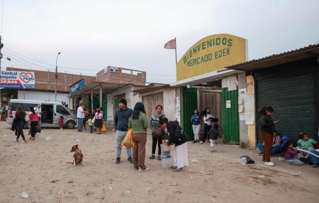 A view of the entrance of the Eden market during a visit by Peru's presidential candidate for the Fuerza Popular party, Keiko Fujimori, in Callao, Peru on May 18, 2026. Right-wing candidate Keiko Fujimori and left-wing candidate Roberto Sanchez will face off on June 7 in Peru's presidential runoff, the electoral authority confirmed on May 17 when it officially proclaimed the results. (Photo by Connie FRANCE / AFP)